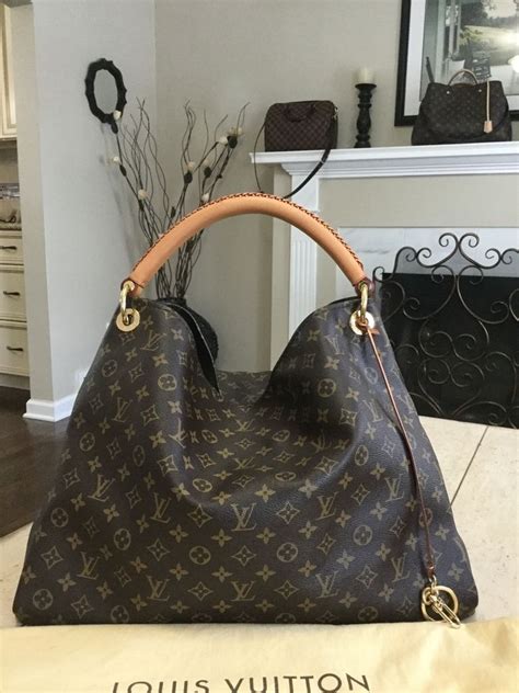 discontinued louis vuitton handbags|louis vuitton artsy discontinued.